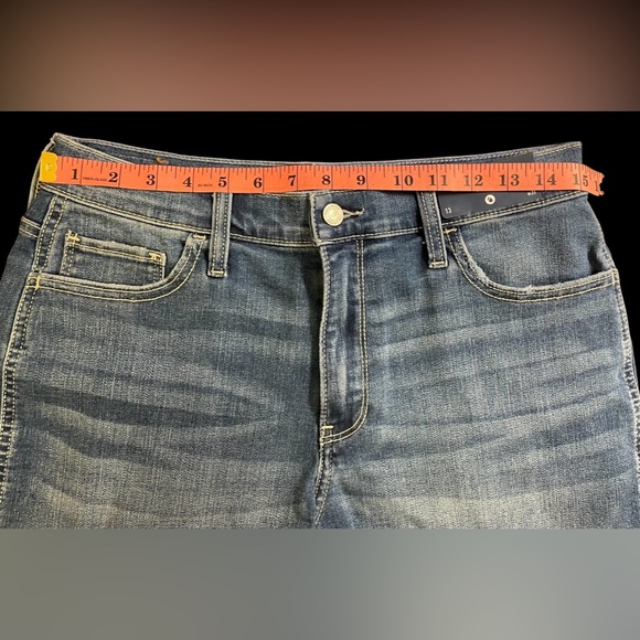 Hollister Jean Shorts - Picture 6 of 11